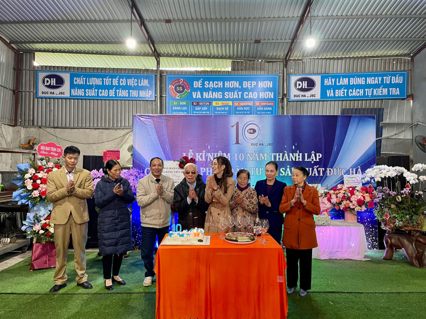 hinh-anh-va-hoat-dong-ky-niem-10-nam-cong-ty-Duc-Ha1